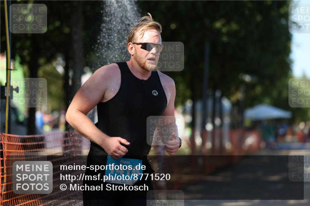 07.09.2025 - 19. Norderstedt Triathlon Michael Strokosch http://msf.ph/oto/8771520 07.09.2025 15:33:36 Laufen 1416, 1456 meine-sportfotos.de