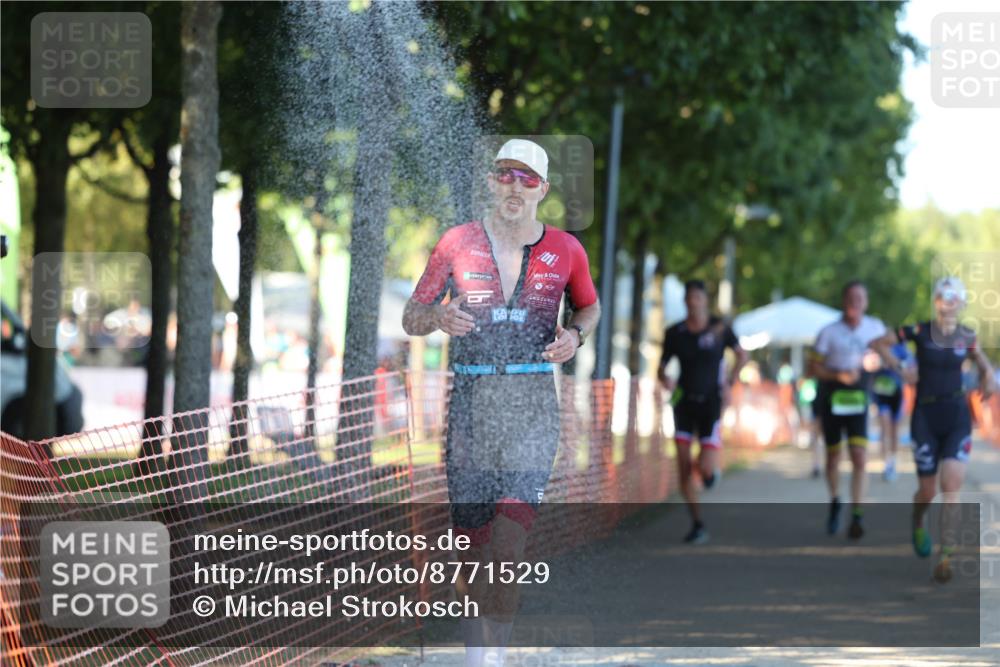 07.09.2025 - 19. Norderstedt Triathlon Michael Strokosch http://msf.ph/oto/8771529 07.09.2025 16:30:50 Laufen 549, 1050, 1568, 1573, 1586, 1592 meine-sportfotos.de