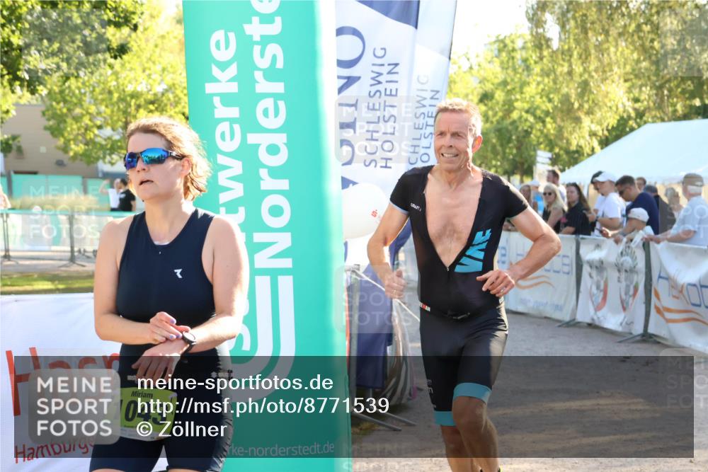 07.09.2025 - 19. Norderstedt Triathlon Zöllner http://msf.ph/oto/8771539 07.09.2025 16:46:12 Ziel 474, 1043, 1621 meine-sportfotos.de