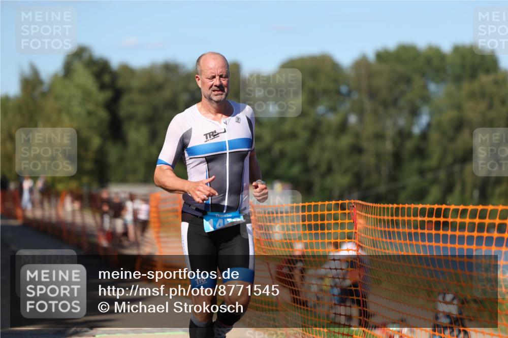 07.09.2025 - 19. Norderstedt Triathlon Michael Strokosch http://msf.ph/oto/8771545 07.09.2025 15:33:39 Laufen 1416, 1456 meine-sportfotos.de