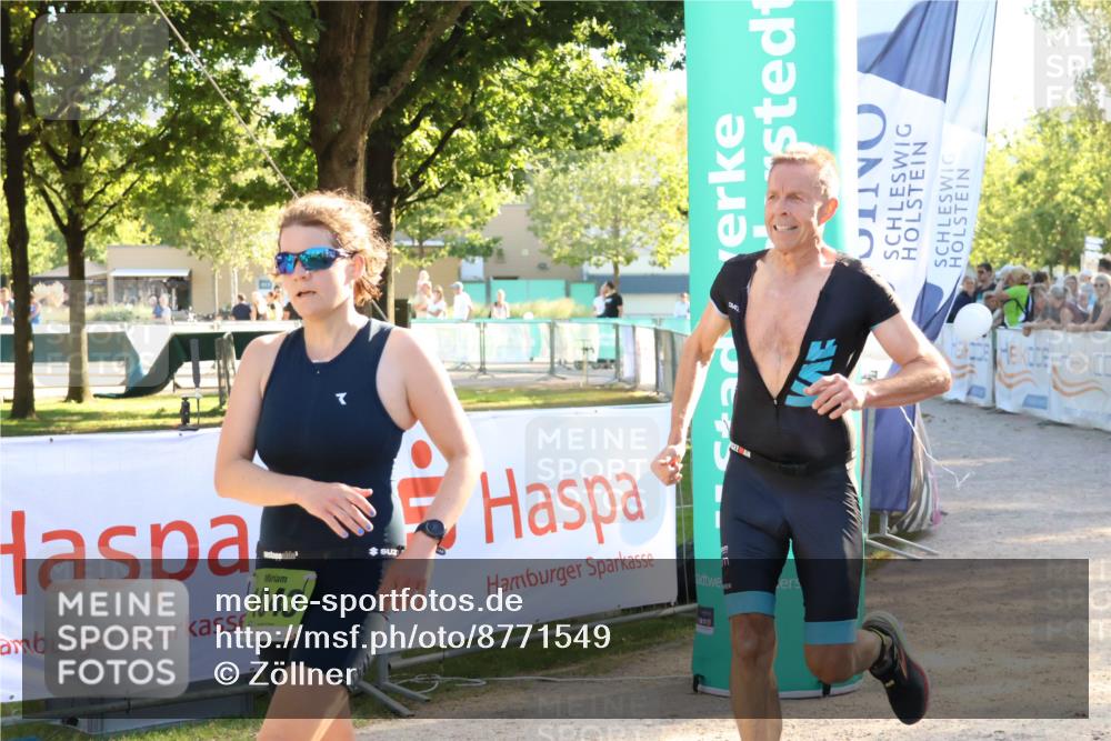 07.09.2025 - 19. Norderstedt Triathlon Zöllner http://msf.ph/oto/8771549 07.09.2025 16:46:13 Ziel 474, 1043, 1621 meine-sportfotos.de