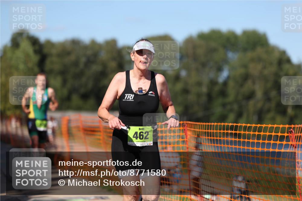 07.09.2025 - 19. Norderstedt Triathlon Michael Strokosch http://msf.ph/oto/8771580 07.09.2025 15:33:59 Laufen 382, 462, 1506 meine-sportfotos.de