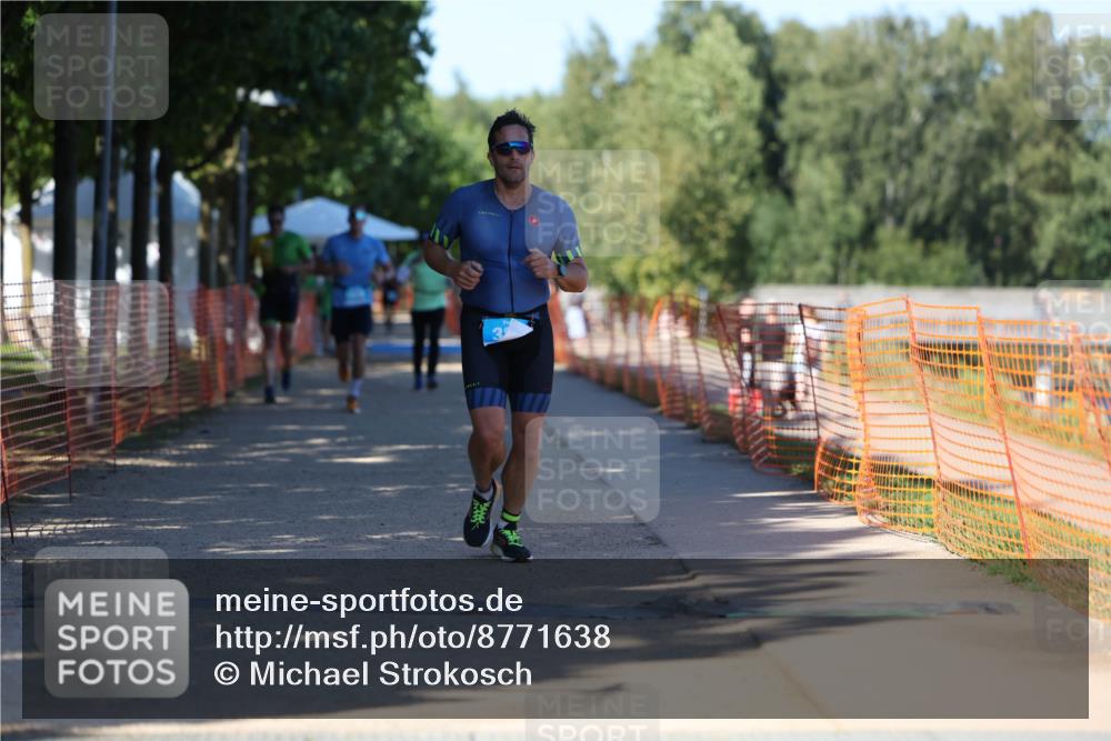 07.09.2025 - 19. Norderstedt Triathlon Michael Strokosch http://msf.ph/oto/8771638 07.09.2025 15:34:03 Laufen 382, 1408, 1506 meine-sportfotos.de