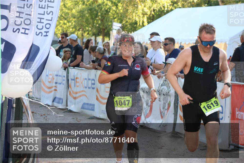07.09.2025 - 19. Norderstedt Triathlon Zöllner http://msf.ph/oto/8771640 07.09.2025 16:46:35 Ziel 1047, 1619 meine-sportfotos.de