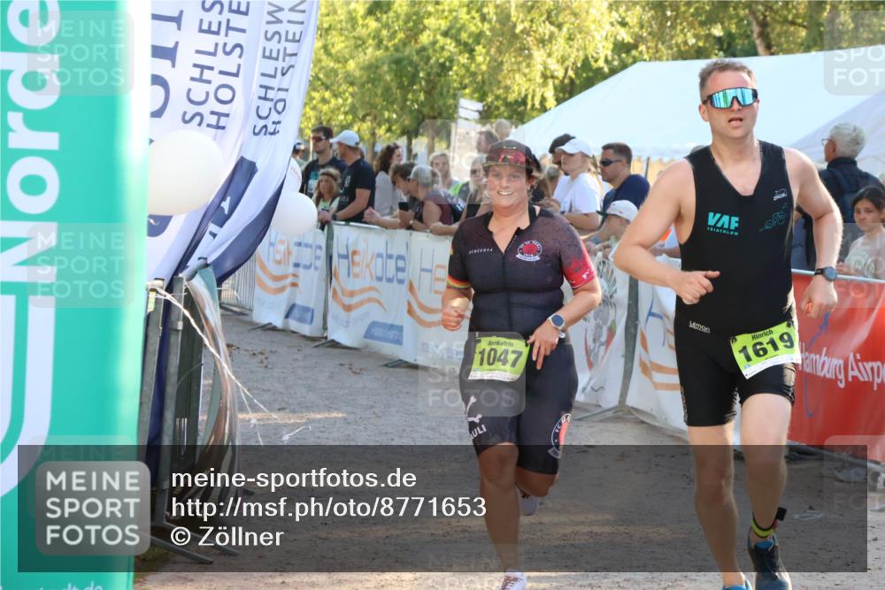 07.09.2025 - 19. Norderstedt Triathlon Zöllner http://msf.ph/oto/8771653 07.09.2025 16:46:35 Ziel 1047, 1619 meine-sportfotos.de