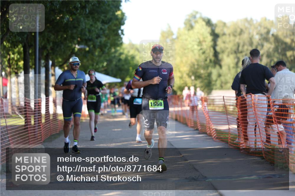 07.09.2025 - 19. Norderstedt Triathlon Michael Strokosch http://msf.ph/oto/8771684 07.09.2025 16:31:14 Laufen 873, 1082, 1476, 1558 meine-sportfotos.de