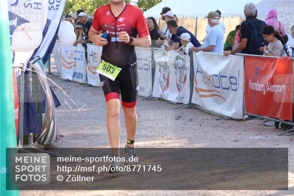 07.09.2025 - 19. Norderstedt Triathlon Zöllner http://msf.ph/oto/8771745 07.09.2025 16:46:59 Ziel 503 meine-sportfotos.de