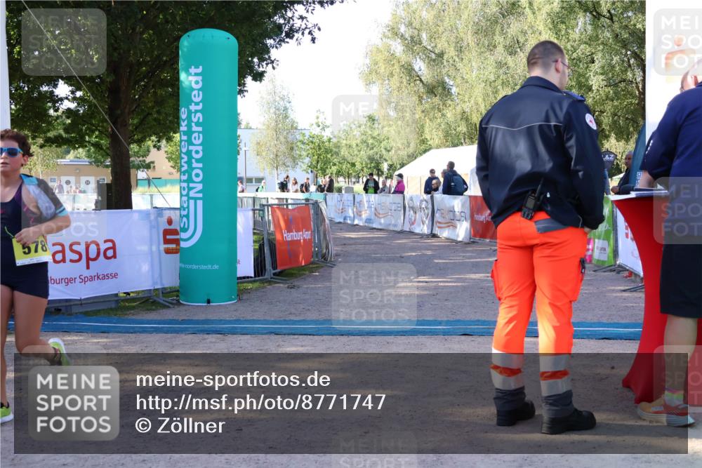 07.09.2025 - 19. Norderstedt Triathlon Zöllner http://msf.ph/oto/8771747 07.09.2025 09:54:18 Ziel 578 meine-sportfotos.de