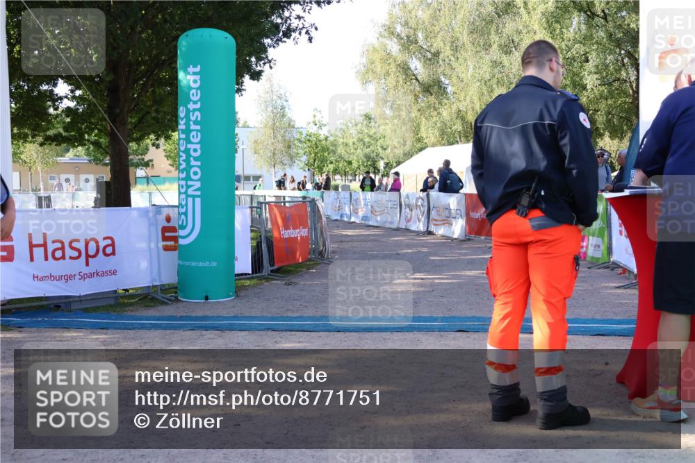 07.09.2025 - 19. Norderstedt Triathlon Zöllner http://msf.ph/oto/8771751 07.09.2025 09:54:18 Ziel 578 meine-sportfotos.de