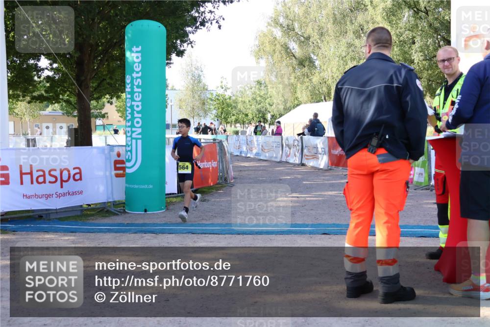 07.09.2025 - 19. Norderstedt Triathlon Zöllner http://msf.ph/oto/8771760 07.09.2025 09:54:48 Ziel 564 meine-sportfotos.de