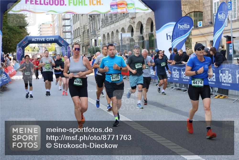 07.09.2025 - BARMER Alsterlauf Strokosch-Dieckow http://msf.ph/oto/8771763 07.09.2025 10:09:55 Ziel 1160, 1188, 2282, 2352, 2474, 2632, 2639, 2703, 2865, 2895, 2907, 3145, 3469, 3470, 3756, 3757, 3758, 3987, 4058, 4099, 4244, 4291, 4384, 4554, 4667, 4832, 4864, 5283, 5285, 5319, 5413, 5778, 5780, 5824, 5829, 5879, 5893, 5896, 5971, 6088, 6114, 6198, 8385, 8423, 8463 meine-sportfotos.de