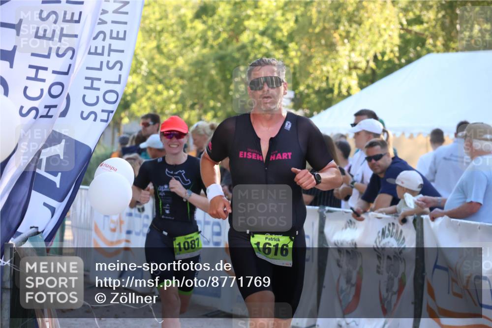 07.09.2025 - 19. Norderstedt Triathlon Zöllner http://msf.ph/oto/8771769 07.09.2025 16:47:04 Ziel 503, 1087, 1616 meine-sportfotos.de
