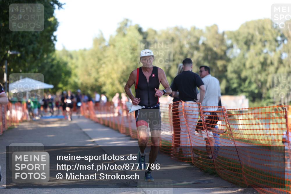 07.09.2025 - 19. Norderstedt Triathlon Michael Strokosch http://msf.ph/oto/8771786 07.09.2025 16:31:39 Laufen 415, 1097 meine-sportfotos.de