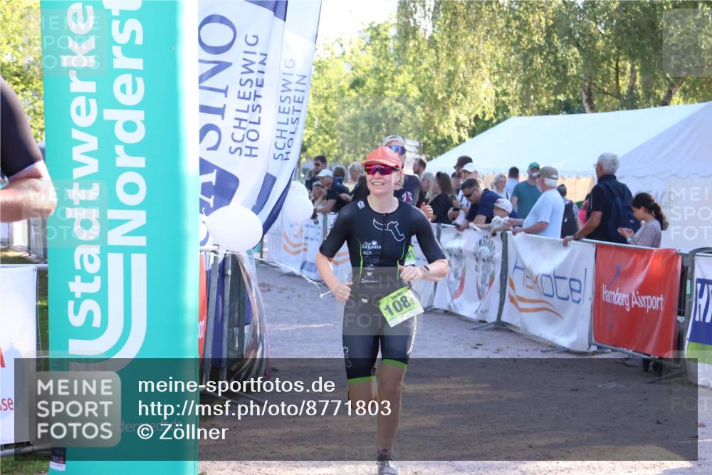 07.09.2025 - 19. Norderstedt Triathlon Zöllner http://msf.ph/oto/8771803 07.09.2025 16:47:07 Ziel 503, 1087, 1581, 1616 meine-sportfotos.de