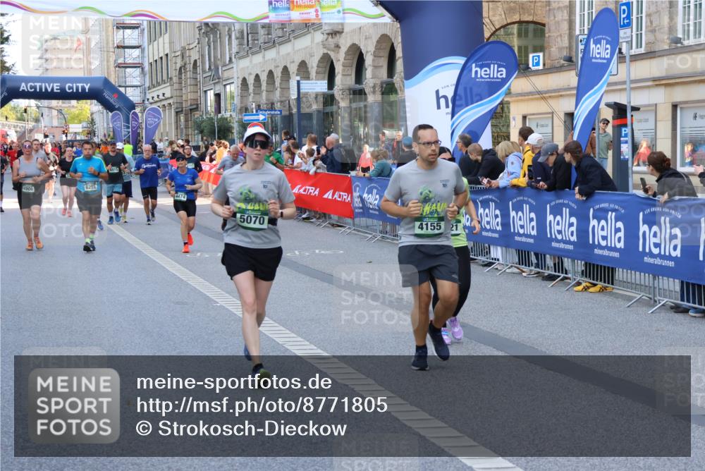 07.09.2025 - BARMER Alsterlauf Strokosch-Dieckow http://msf.ph/oto/8771805 07.09.2025 10:09:49 Ziel 1160, 2082, 2352, 2474, 2632, 2639, 2703, 2787, 2865, 2895, 2907, 3145, 3250, 3469, 3470, 3756, 3757, 3758, 3987, 4058, 4099, 4202, 4291, 4302, 4554, 4622, 4667, 4838, 4893, 4933, 4935, 5176, 5285, 5319, 5652, 5778, 5780, 5816, 5829, 5879, 5893, 5896, 6000, 6088, 6198, 8385, 8423, 8463 meine-sportfotos.de
