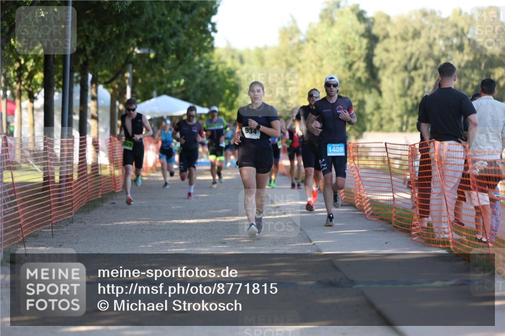 07.09.2025 - 19. Norderstedt Triathlon Michael Strokosch http://msf.ph/oto/8771815 07.09.2025 16:31:52 Laufen 493, 934, 1063, 1075, 1409, 1413, 1603, 1629 meine-sportfotos.de