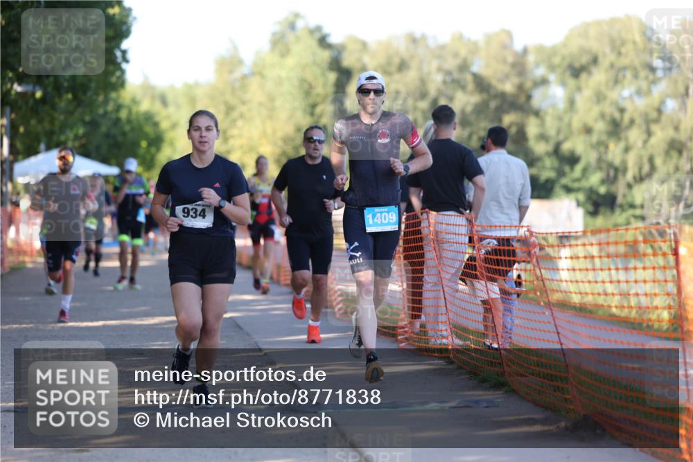 07.09.2025 - 19. Norderstedt Triathlon Michael Strokosch http://msf.ph/oto/8771838 07.09.2025 16:31:54 Laufen 493, 934, 1063, 1075, 1409, 1413, 1603, 1629 meine-sportfotos.de
