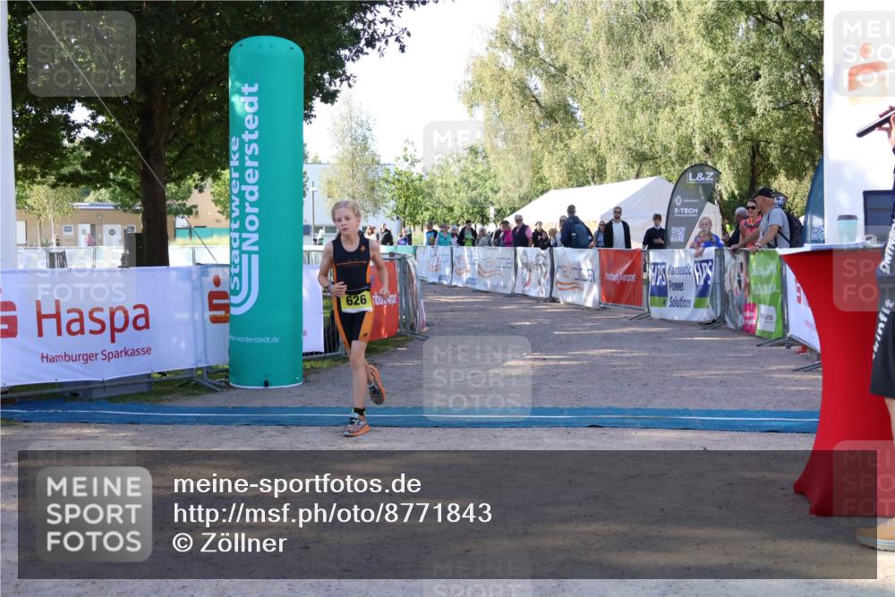 07.09.2025 - 19. Norderstedt Triathlon Zöllner http://msf.ph/oto/8771843 07.09.2025 09:55:34 Ziel 626 meine-sportfotos.de