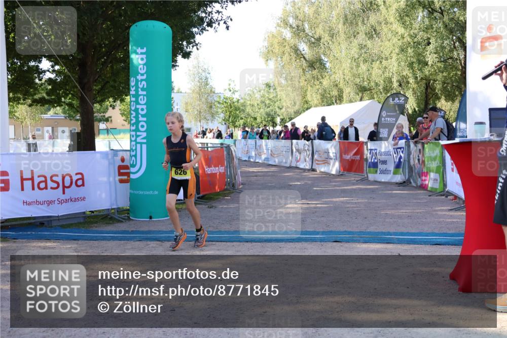 07.09.2025 - 19. Norderstedt Triathlon Zöllner http://msf.ph/oto/8771845 07.09.2025 09:55:34 Ziel 626 meine-sportfotos.de
