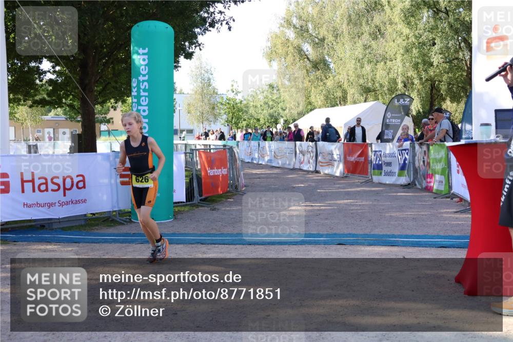 07.09.2025 - 19. Norderstedt Triathlon Zöllner http://msf.ph/oto/8771851 07.09.2025 09:55:34 Ziel 626 meine-sportfotos.de