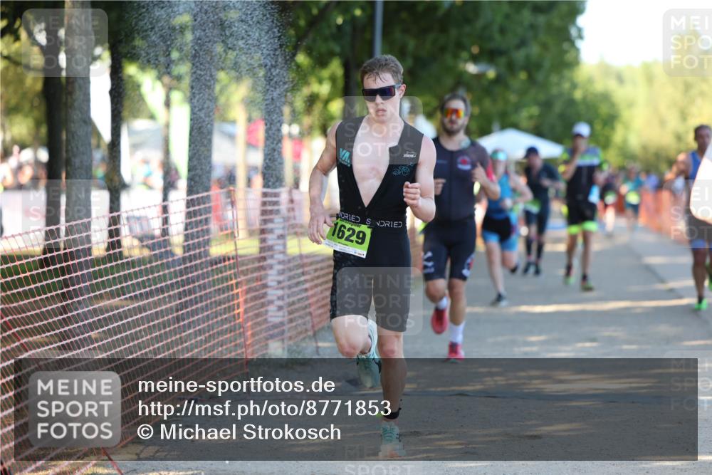 07.09.2025 - 19. Norderstedt Triathlon Michael Strokosch http://msf.ph/oto/8771853 07.09.2025 16:31:56 Laufen 397, 493, 934, 1063, 1075, 1409, 1413, 1549, 1603, 1629 meine-sportfotos.de