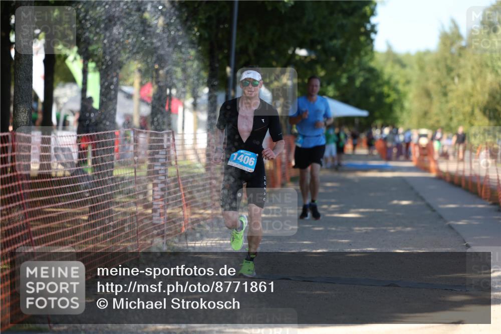 07.09.2025 - 19. Norderstedt Triathlon Michael Strokosch http://msf.ph/oto/8771861 07.09.2025 15:34:44 Laufen 420, 427 meine-sportfotos.de