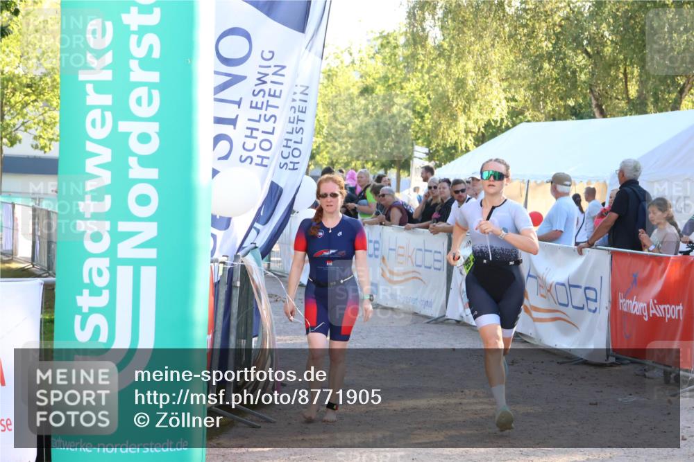 07.09.2025 - 19. Norderstedt Triathlon Zöllner http://msf.ph/oto/8771905 07.09.2025 16:47:16 Ziel 1069, 1541, 1581, 1611 meine-sportfotos.de