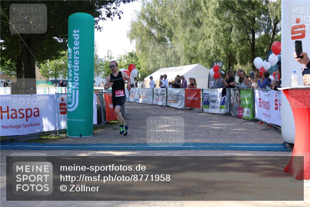 07.09.2025 - 19. Norderstedt Triathlon Zöllner http://msf.ph/oto/8771958 07.09.2025 10:38:47 Ziel 1138 meine-sportfotos.de