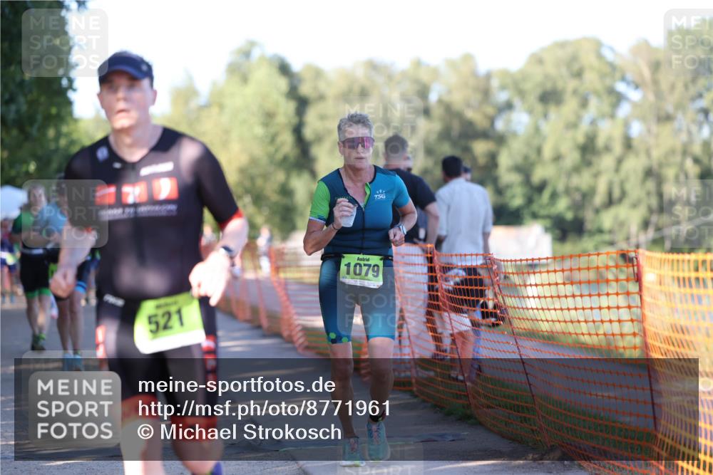 07.09.2025 - 19. Norderstedt Triathlon Michael Strokosch http://msf.ph/oto/8771961 07.09.2025 16:32:10 Laufen 466, 490, 521, 884, 1079, 1108, 1630 meine-sportfotos.de