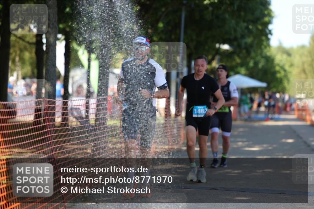07.09.2025 - 19. Norderstedt Triathlon Michael Strokosch http://msf.ph/oto/8771970 07.09.2025 15:35:18 Laufen 364, 968, 1000, 1462 meine-sportfotos.de