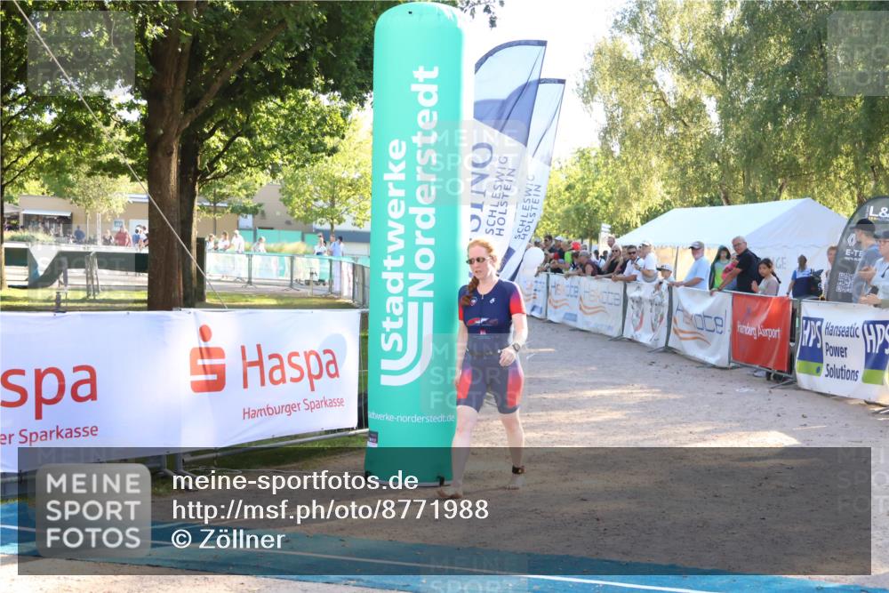 07.09.2025 - 19. Norderstedt Triathlon Zöllner http://msf.ph/oto/8771988 07.09.2025 16:47:20 Ziel 1069, 1541, 1611 meine-sportfotos.de