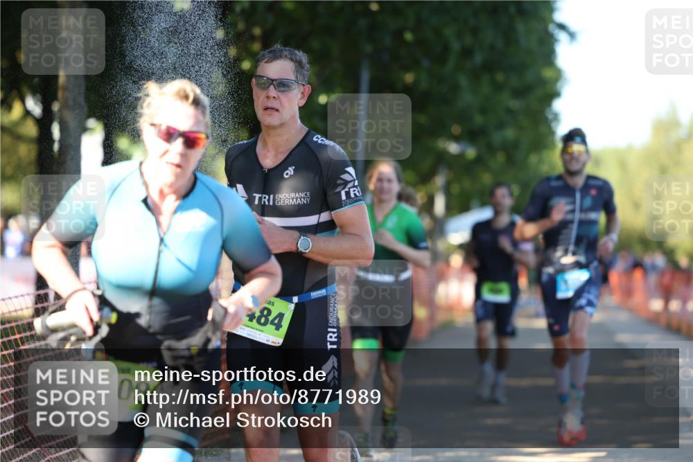 07.09.2025 - 19. Norderstedt Triathlon Michael Strokosch http://msf.ph/oto/8771989 07.09.2025 16:32:16 Laufen 466, 490, 884, 1108, 1631 meine-sportfotos.de