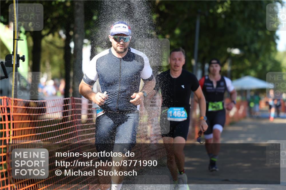 07.09.2025 - 19. Norderstedt Triathlon Michael Strokosch http://msf.ph/oto/8771990 07.09.2025 15:35:20 Laufen 364, 968, 1000, 1462 meine-sportfotos.de