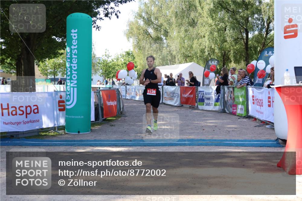 07.09.2025 - 19. Norderstedt Triathlon Zöllner http://msf.ph/oto/8772002 07.09.2025 10:39:16 Ziel 1139 meine-sportfotos.de