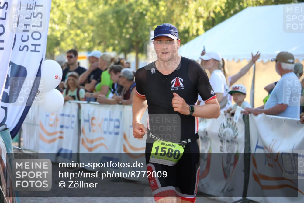 07.09.2025 - 19. Norderstedt Triathlon Zöllner http://msf.ph/oto/8772009 07.09.2025 16:47:27 Ziel 1541, 1580 meine-sportfotos.de