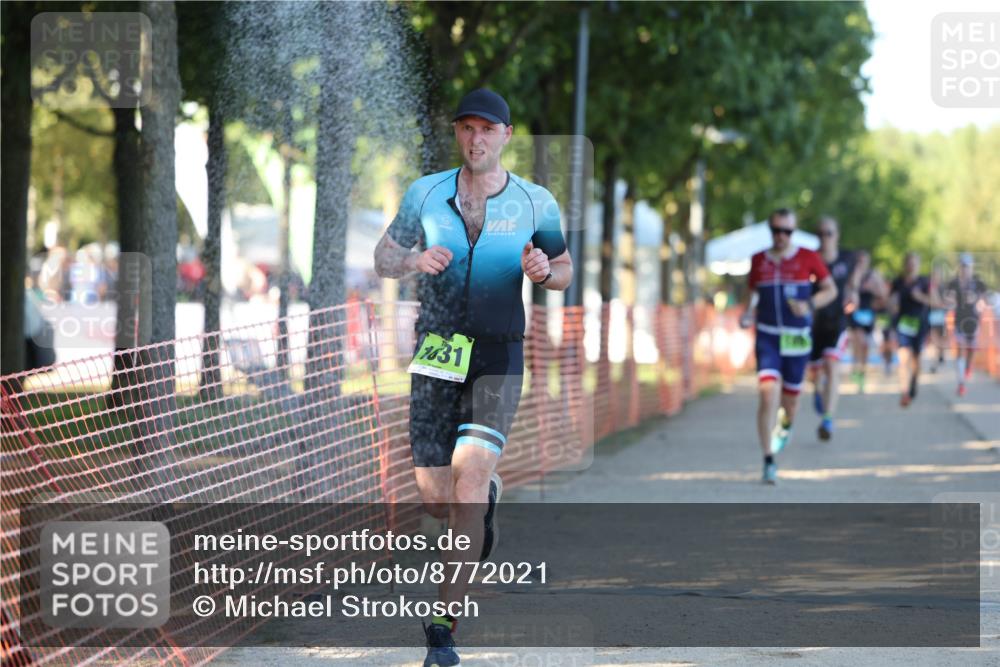 07.09.2025 - 19. Norderstedt Triathlon Michael Strokosch http://msf.ph/oto/8772021 07.09.2025 16:32:21 Laufen 466, 490, 547, 1497, 1631 meine-sportfotos.de