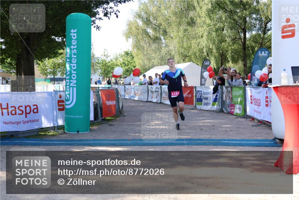 07.09.2025 - 19. Norderstedt Triathlon Zöllner http://msf.ph/oto/8772026 07.09.2025 10:40:33 Ziel 1127 meine-sportfotos.de