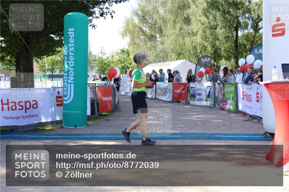 07.09.2025 - 19. Norderstedt Triathlon Zöllner http://msf.ph/oto/8772039 07.09.2025 10:42:00 Ziel 1132 meine-sportfotos.de