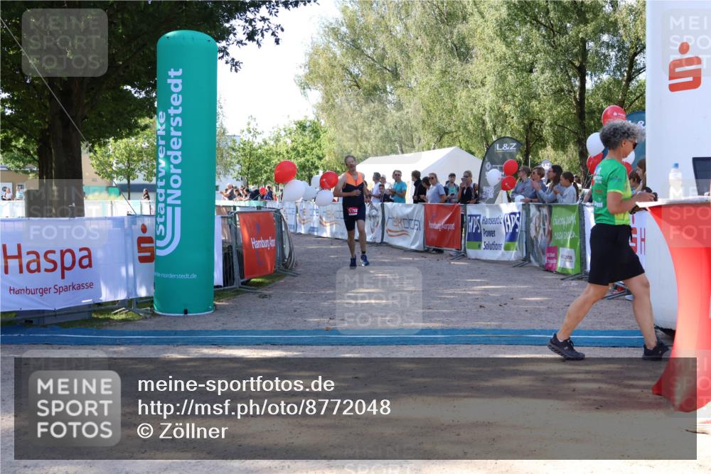 07.09.2025 - 19. Norderstedt Triathlon Zöllner http://msf.ph/oto/8772048 07.09.2025 10:42:02 Ziel 1132 meine-sportfotos.de