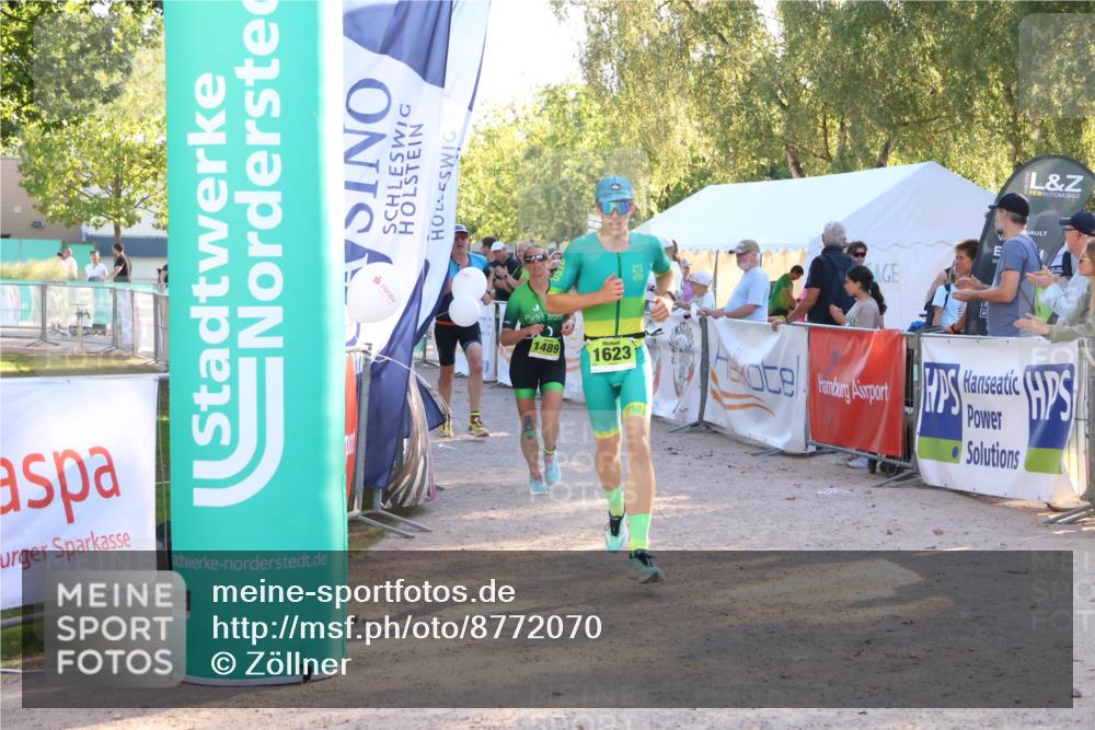 07.09.2025 - 19. Norderstedt Triathlon Zöllner http://msf.ph/oto/8772070 07.09.2025 16:47:58 Ziel 1489, 1623, 1628 meine-sportfotos.de