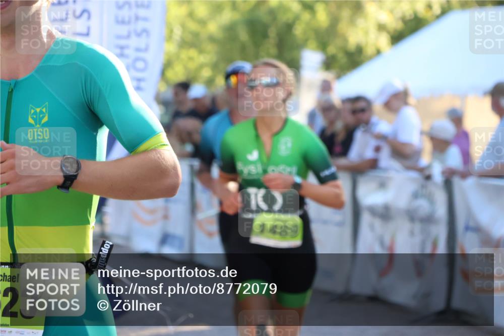 07.09.2025 - 19. Norderstedt Triathlon Zöllner http://msf.ph/oto/8772079 07.09.2025 16:47:59 Ziel 1489, 1623, 1628 meine-sportfotos.de