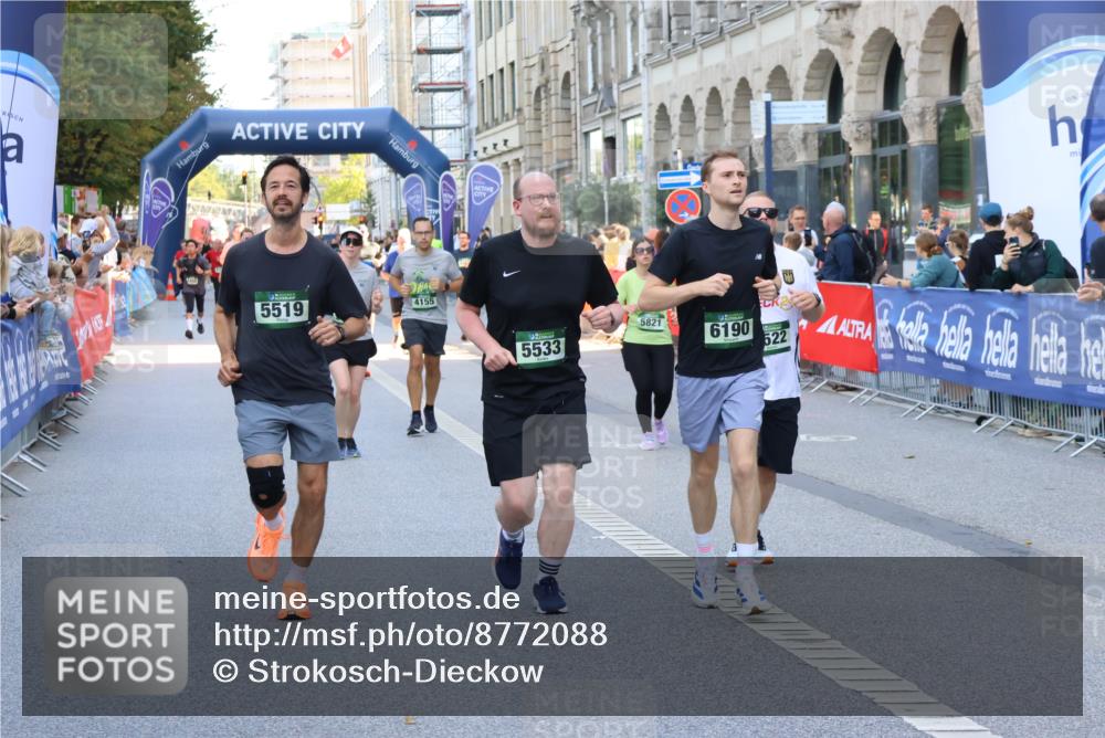 07.09.2025 - BARMER Alsterlauf Strokosch-Dieckow http://msf.ph/oto/8772088 07.09.2025 10:09:45 Ziel 1160, 2082, 2469, 2474, 2586, 2632, 2639, 2787, 2805, 2865, 2895, 2907, 3250, 3470, 3549, 3756, 3757, 3758, 4058, 4099, 4202, 4291, 4302, 4554, 4622, 4667, 4838, 4893, 4933, 4935, 5176, 5285, 5319, 5652, 5778, 5780, 5816, 5879, 5893, 5896, 6000, 6159, 8463 meine-sportfotos.de