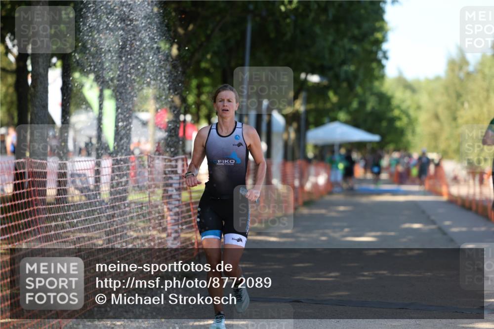 07.09.2025 - 19. Norderstedt Triathlon Michael Strokosch http://msf.ph/oto/8772089 07.09.2025 15:35:38 Laufen 452, 1502 meine-sportfotos.de