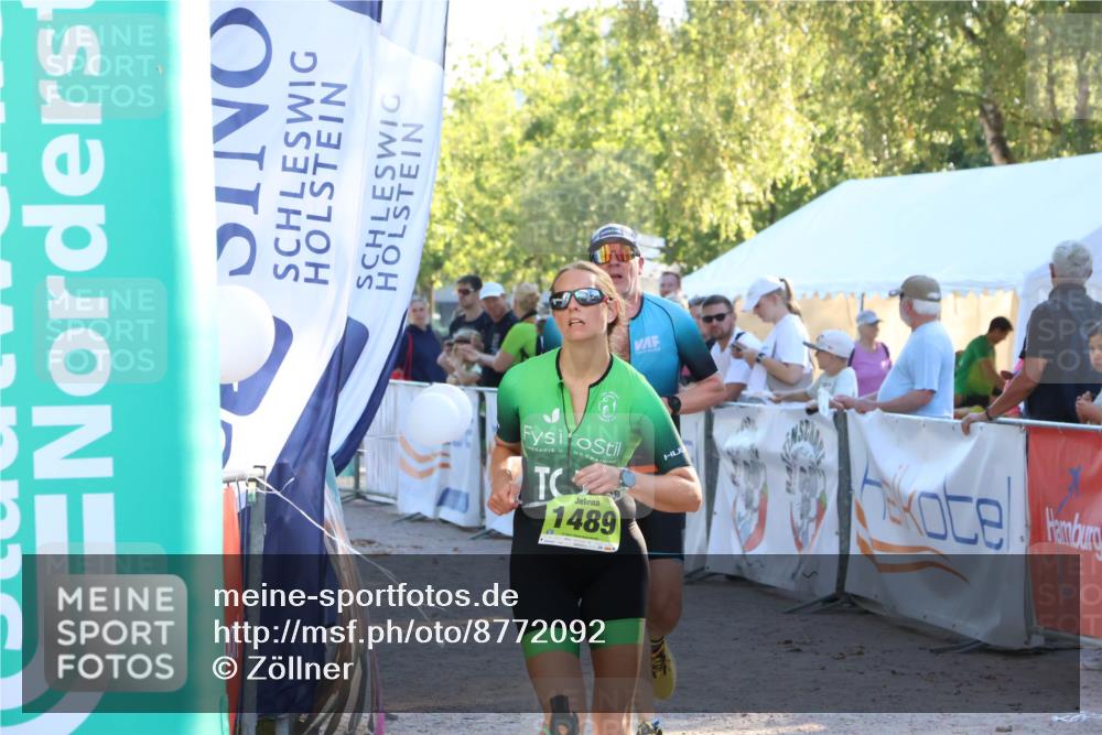 07.09.2025 - 19. Norderstedt Triathlon Zöllner http://msf.ph/oto/8772092 07.09.2025 16:48:00 Ziel 1489, 1623, 1628 meine-sportfotos.de
