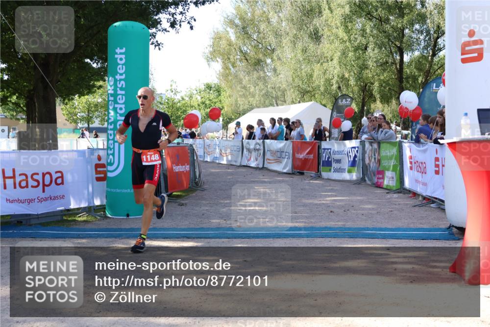 07.09.2025 - 19. Norderstedt Triathlon Zöllner http://msf.ph/oto/8772101 07.09.2025 10:42:14 Ziel 1148 meine-sportfotos.de