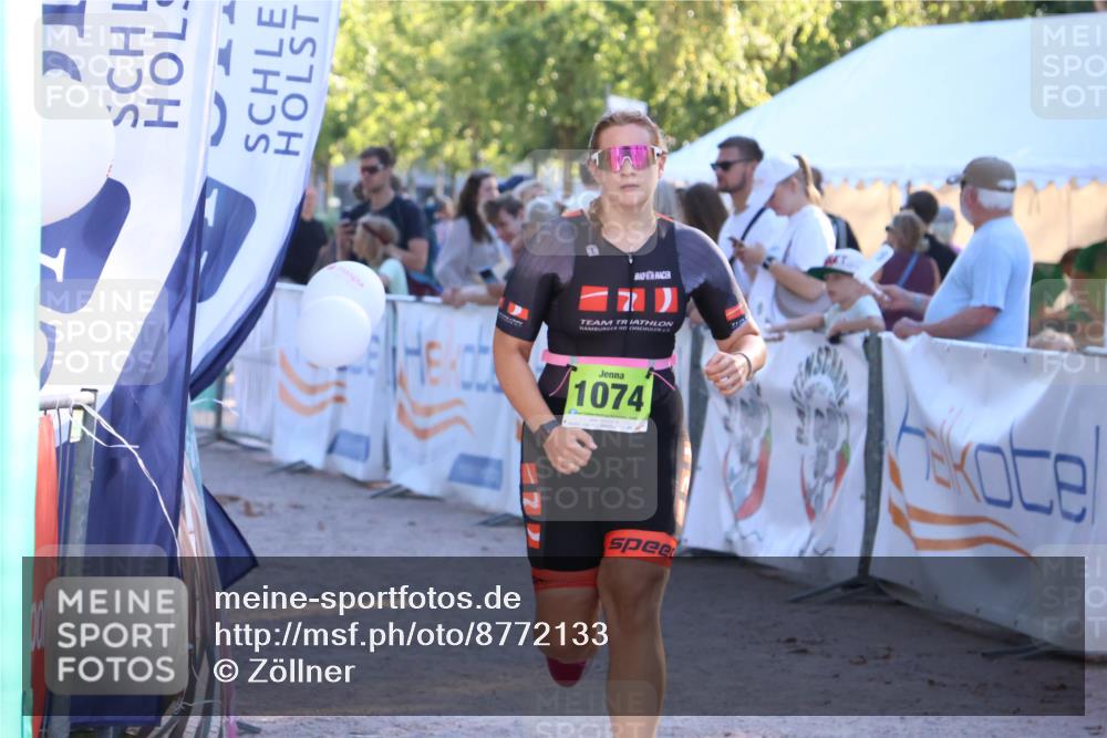 07.09.2025 - 19. Norderstedt Triathlon Zöllner http://msf.ph/oto/8772133 07.09.2025 16:48:29 Ziel 1074 meine-sportfotos.de