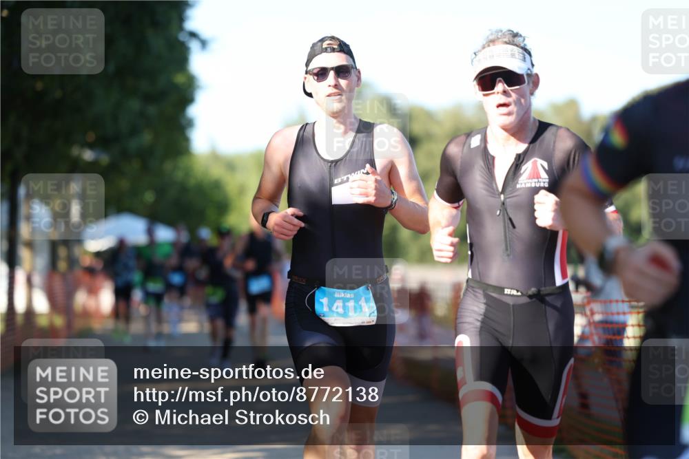 07.09.2025 - 19. Norderstedt Triathlon Michael Strokosch http://msf.ph/oto/8772138 07.09.2025 16:32:32 Laufen 403, 491, 1047, 1052, 1410, 1411, 1492, 1577 meine-sportfotos.de