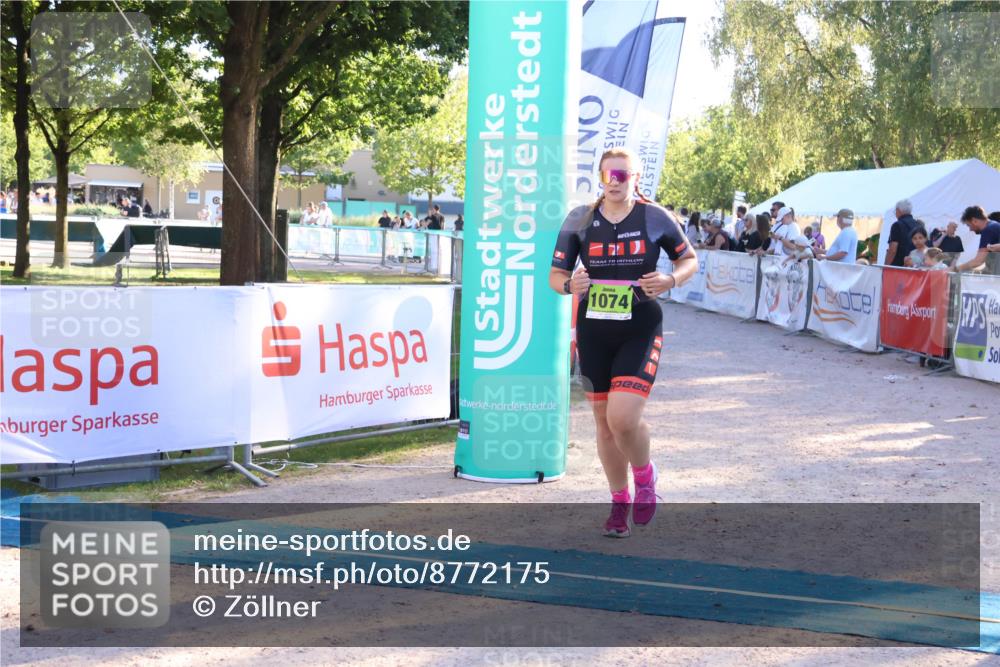 07.09.2025 - 19. Norderstedt Triathlon Zöllner http://msf.ph/oto/8772175 07.09.2025 16:48:31 Ziel 1074 meine-sportfotos.de