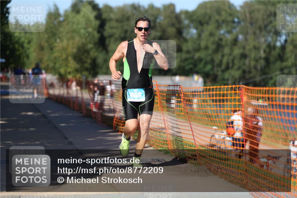 07.09.2025 - 19. Norderstedt Triathlon Michael Strokosch http://msf.ph/oto/8772209 07.09.2025 15:35:58 Laufen 888, 1508 meine-sportfotos.de