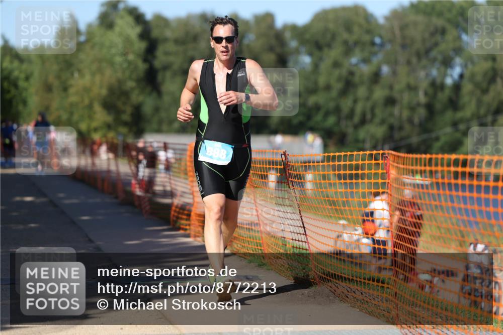 07.09.2025 - 19. Norderstedt Triathlon Michael Strokosch http://msf.ph/oto/8772213 07.09.2025 15:35:58 Laufen 888, 1508 meine-sportfotos.de